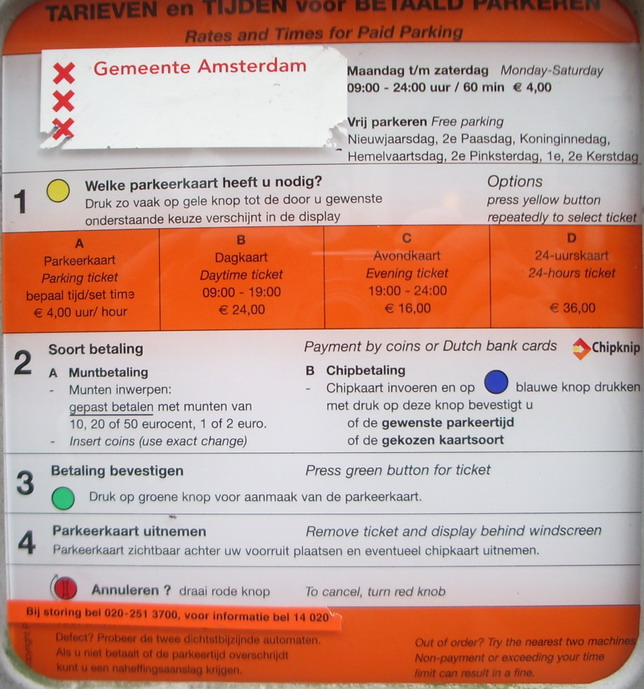 Instructions on the parking meter in the Oud Zuid. Enlarged